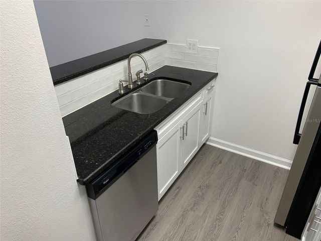 4752 WALDEN CIRCLE 715, Orlando, FL 32811