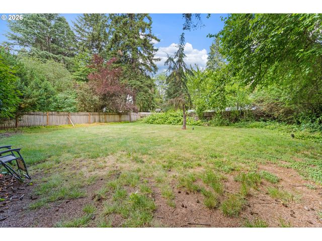 6385 MCEWAN Rd, Lake Oswego, OR 97035