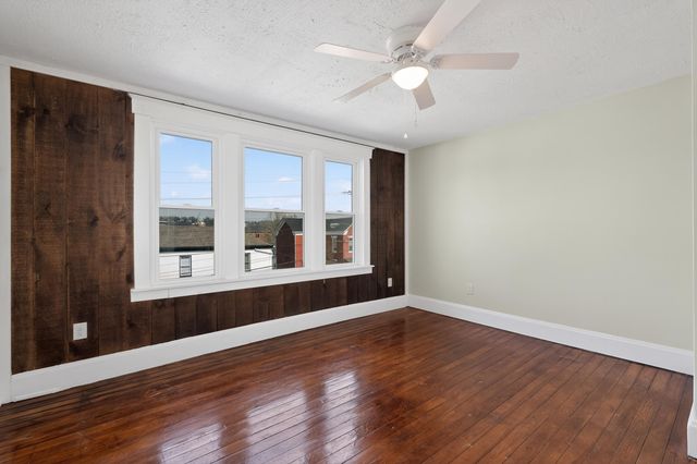 538 8th Avenue, Dayton, KY 41074