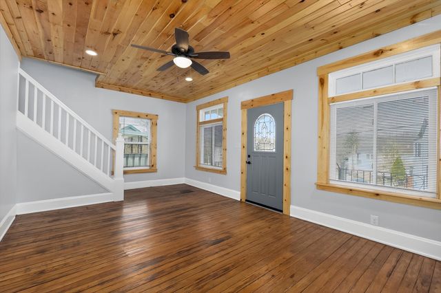 538 8th Avenue, Dayton, KY 41074