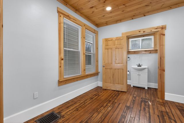 538 8th Avenue, Dayton, KY 41074