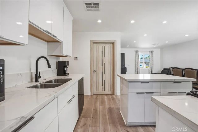 6620 Bellaire, Valley Glen, CA 91606