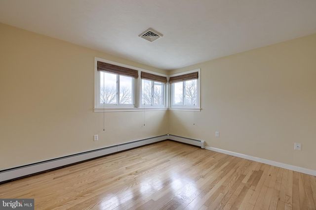 861 CAPE HORN RD, York, PA 17402