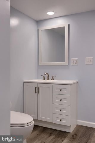 861 CAPE HORN RD, York, PA 17402