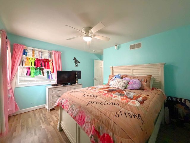 10184 N Linden Road, Vienna Twp, MI 48420