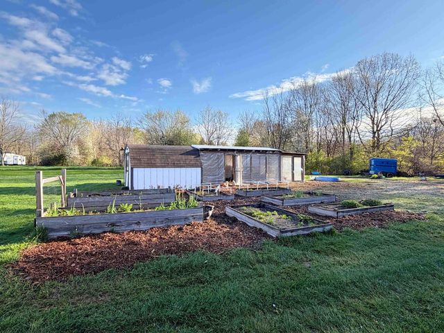 10184 N Linden Road, Vienna Twp, MI 48420