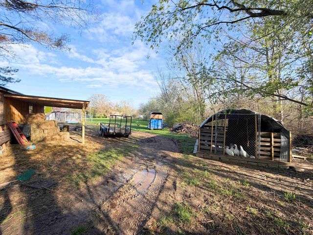 10184 N Linden Road, Vienna Twp, MI 48420
