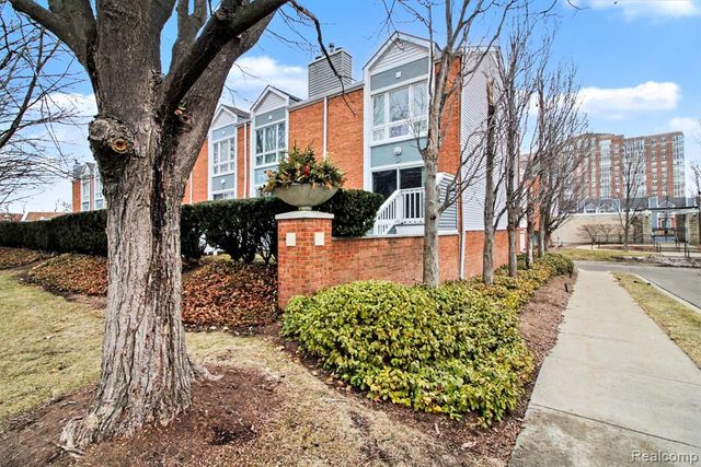 274 Main Sail Ct Court, Detroit, MI 48207