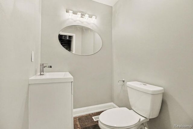 274 Main Sail Ct Court, Detroit, MI 48207