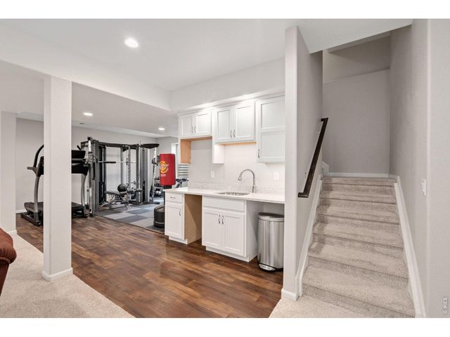 6050 Medlar Pl, Fort Collins, CO 80528