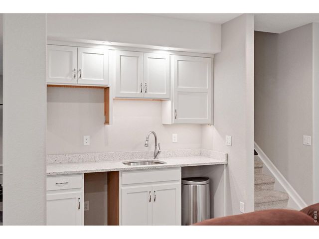 6050 Medlar Pl, Fort Collins, CO 80528