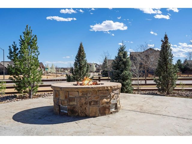 6050 Medlar Pl, Fort Collins, CO 80528