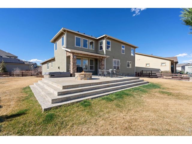 6050 Medlar Pl, Fort Collins, CO 80528