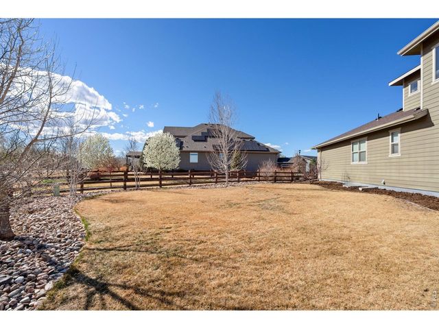 6050 Medlar Pl, Fort Collins, CO 80528