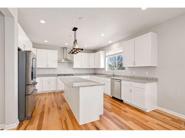 6050 Medlar Pl, Fort Collins, CO 80528