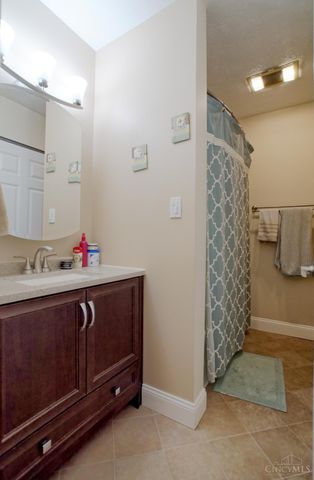 4548 Shawnray Drive, Middletown, OH 45044