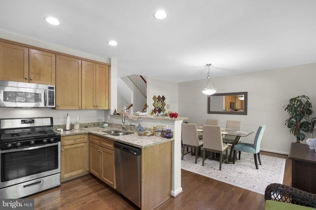 17572 VICTORIA FALLS DR, Dumfries, VA 22025