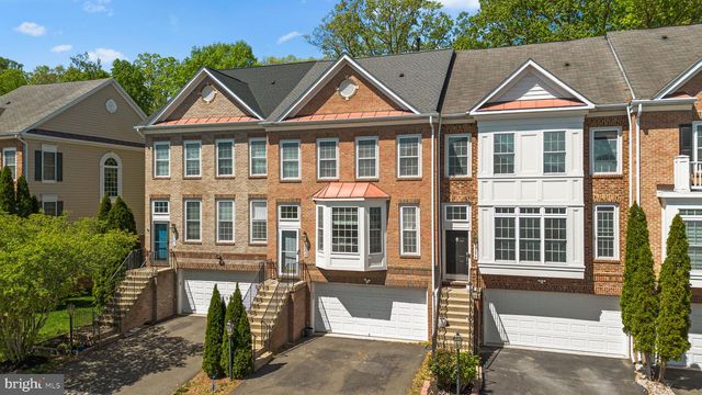 17572 VICTORIA FALLS DR, Dumfries, VA 22025
