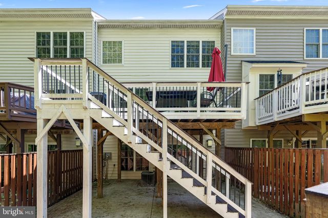 17572 VICTORIA FALLS DR, Dumfries, VA 22025