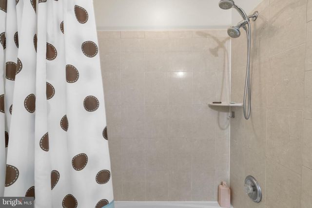 17572 VICTORIA FALLS DR, Dumfries, VA 22025