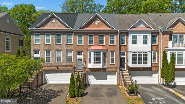 17572 VICTORIA FALLS DR, Dumfries, VA 22025