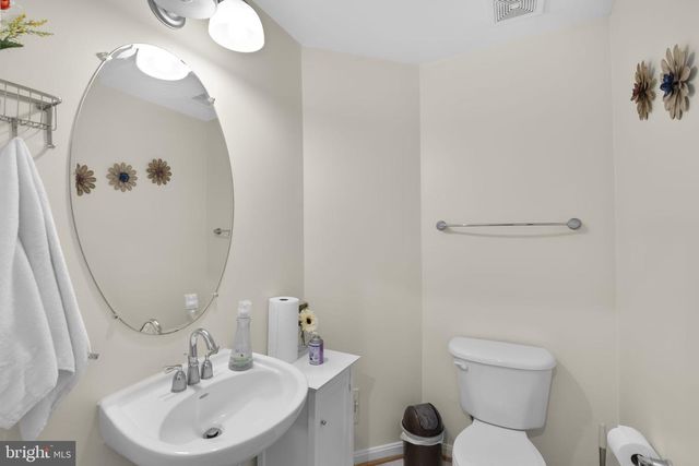 17572 VICTORIA FALLS DR, Dumfries, VA 22025