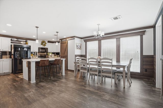 8305 Bluebonnet Circle, Alvarado, TX 76009