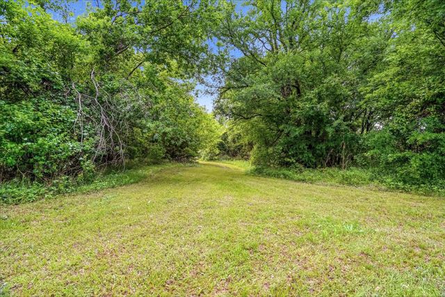 8305 Bluebonnet Circle, Alvarado, TX 76009