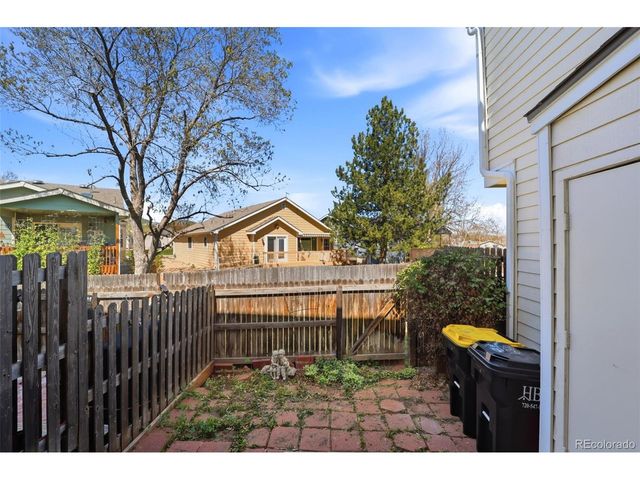 9509 W Coal Mine Ave B, Littleton, CO 80123