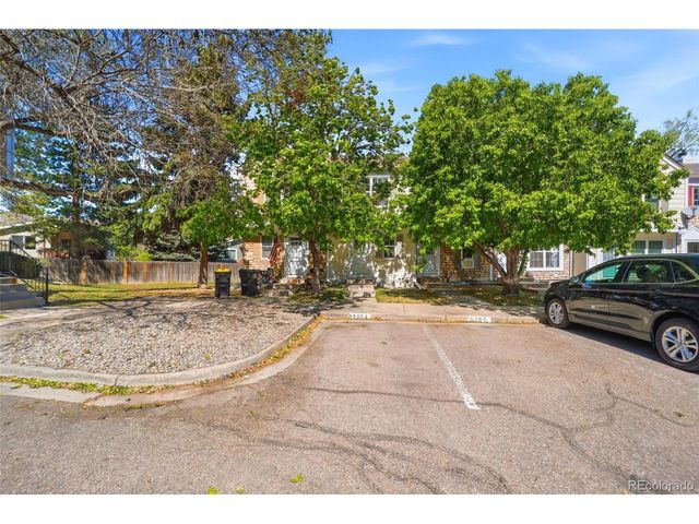 9509 W Coal Mine Ave B, Littleton, CO 80123