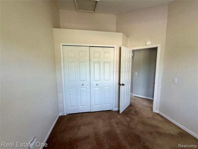 1930 Alexander Drive, Westland, MI 48186