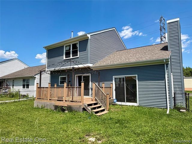 1930 Alexander Drive, Westland, MI 48186