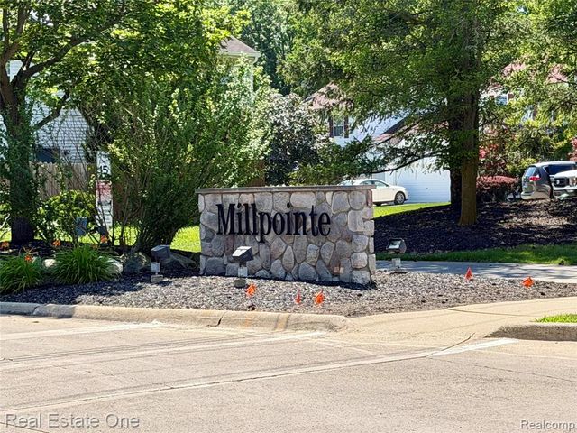 1930 Alexander Drive, Westland, MI 48186
