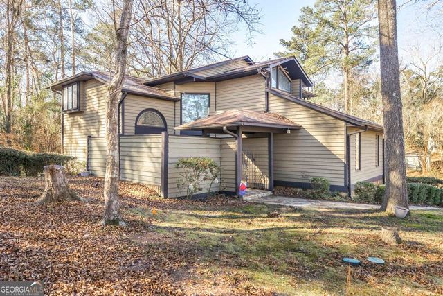 2697 Carriage Court, Macon, GA 31216