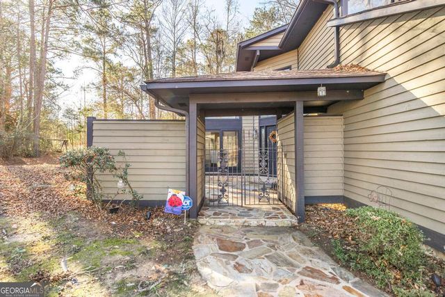 2697 Carriage Court, Macon, GA 31216