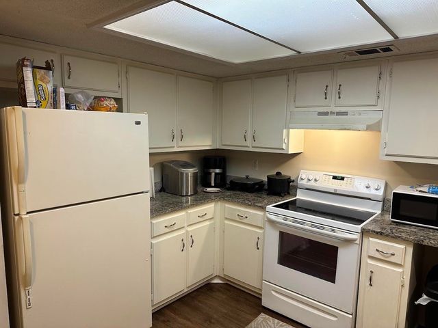 6543 FERN CREEK DR, Memphis, TN 38115