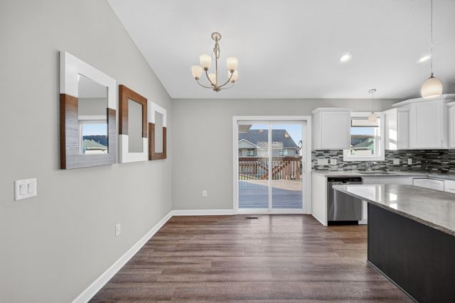 2624 4th Avenue SW, Altoona, IA 50009