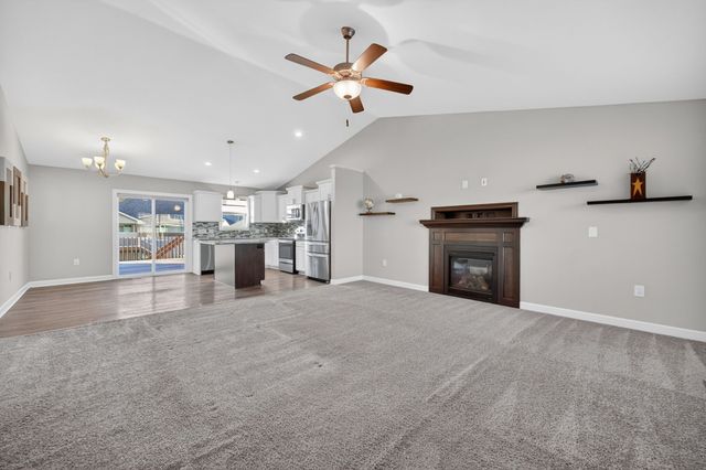 2624 4th Avenue SW, Altoona, IA 50009