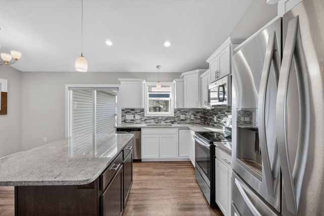 2624 4th Avenue SW, Altoona, IA 50009