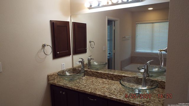 204 CINNABAR TRAIL, Cibolo, TX 78108