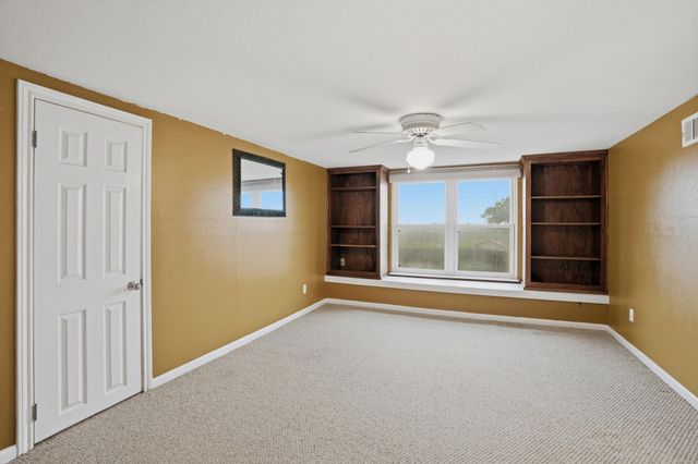 1000 County Road 458, Coupland, TX 78615