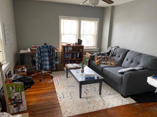 1043 Jenifer Street, Madison, WI 53703