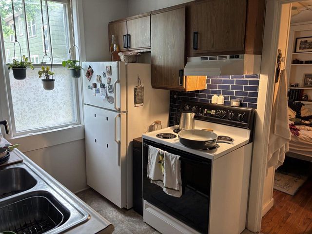 1043 Jenifer Street, Madison, WI 53703