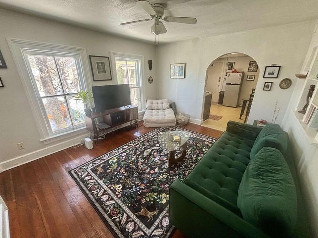 1043 Jenifer Street, Madison, WI 53703