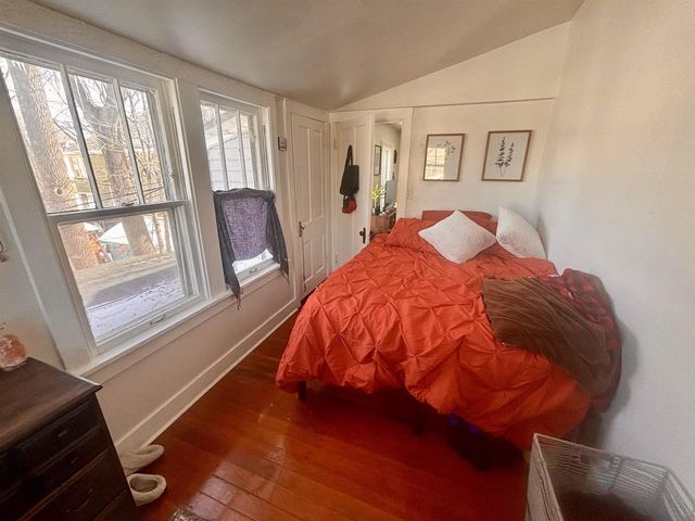 1043 Jenifer Street, Madison, WI 53703