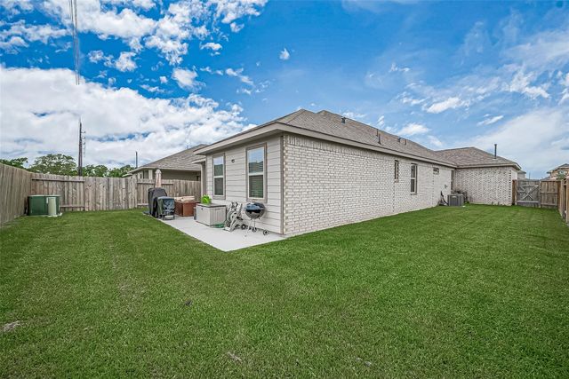 1214 Red Hills Drive, Rosharon, TX 77583