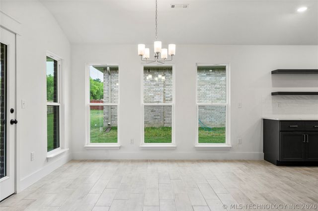 6017 N 30th Street, Broken Arrow, OK 74014