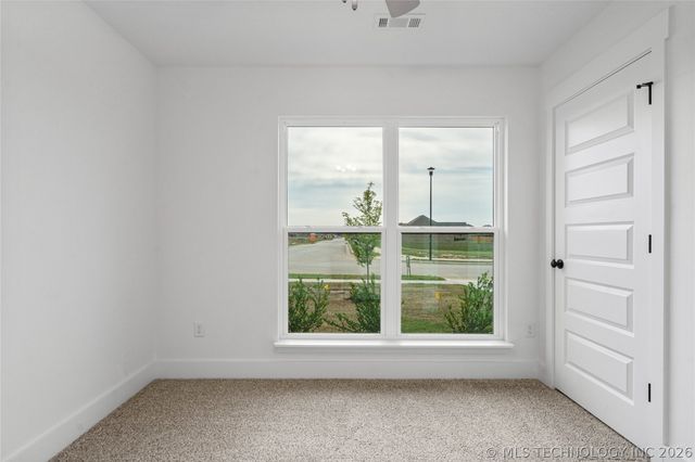 6017 N 30th Street, Broken Arrow, OK 74014
