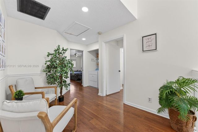 1874 Discovery Way, Deerfield Beach, FL 33442