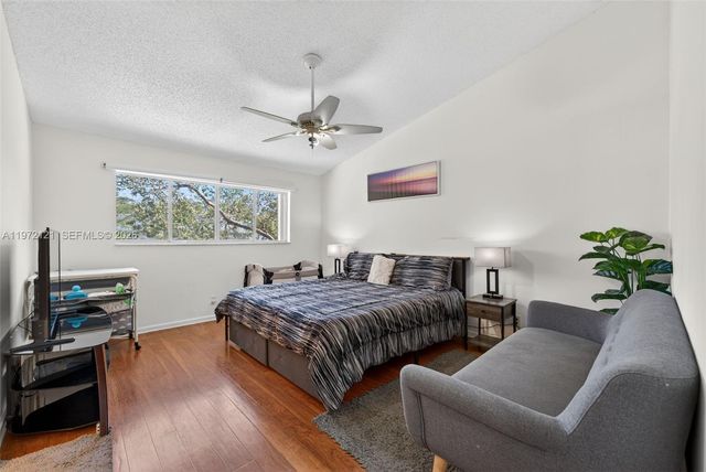 1874 Discovery Way, Deerfield Beach, FL 33442